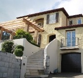 Sawn Stone Arched Entranceway